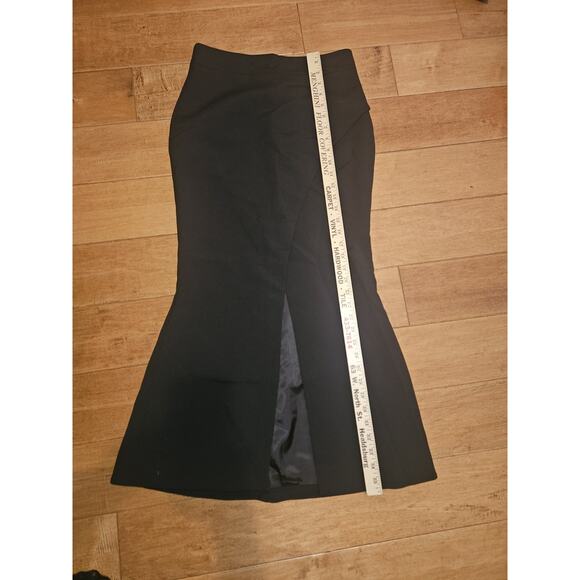 NWT! BCBGMAXAZRIA Women's Black Crepe Skirt Size 2 Msrp $228 - Picture 10 of 11